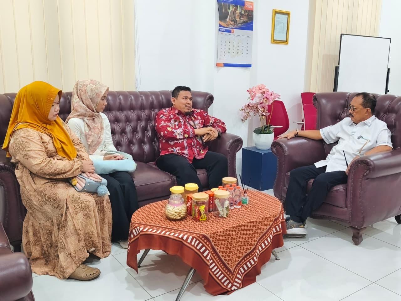 Mahasiswi Berprestasi Terancam Gagal dapat Beasiswa, Cak Ji Sidak BPS Surabaya Soroti Data Desil