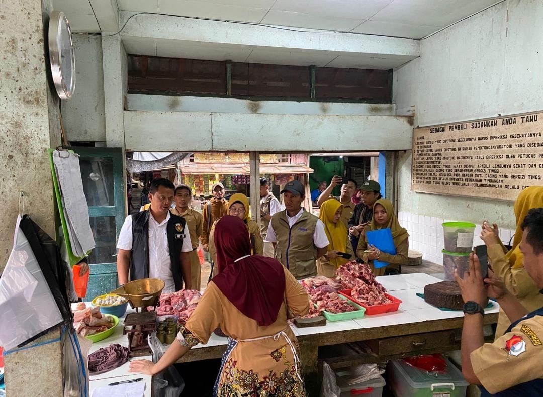 Satgas Saber Polres Bojonegoro Bersama TPID Sidak Harga Sembako Jelang Ramadan