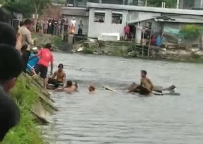 Bermain di Tepi Waduk, Anak Perempuan 8 Tahun Tenggelam di Dawarblandong Mojokerto