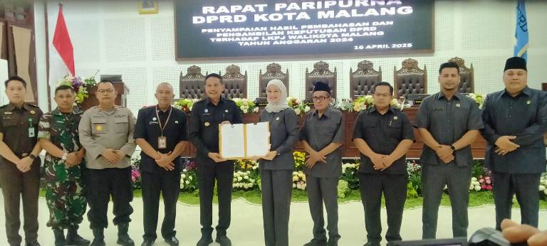 Rapat Paripurna DPRD Tentang LKPJ Wali Kota 2024, Pansus Soroti Pembangunan Pasar Blimbing dan Gadang 