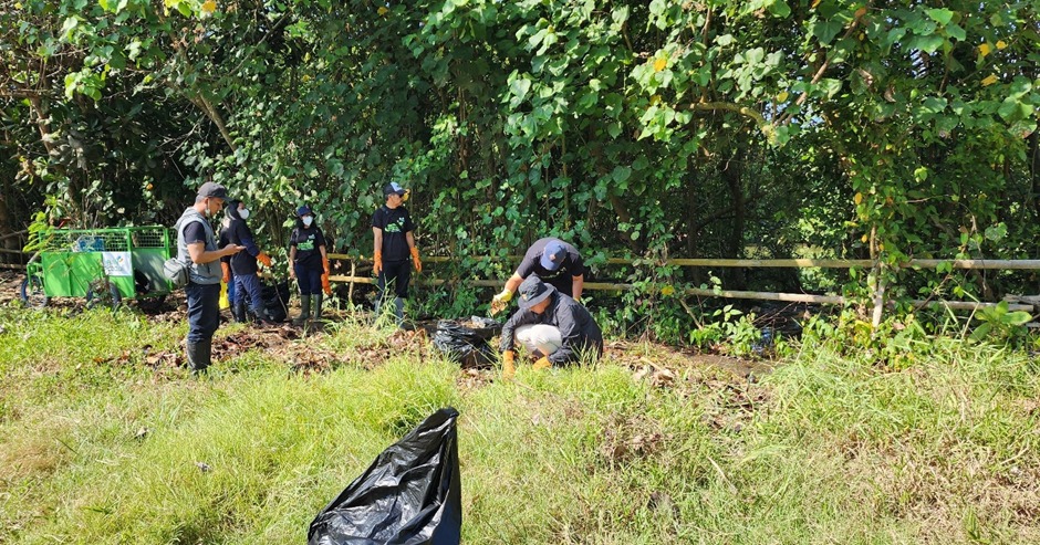 Peringati Hari Lingkungan Hidup Internasional 2024, PT PLN UIP JBTB Gelar Bersih-Bersih Sungai Muara Baros