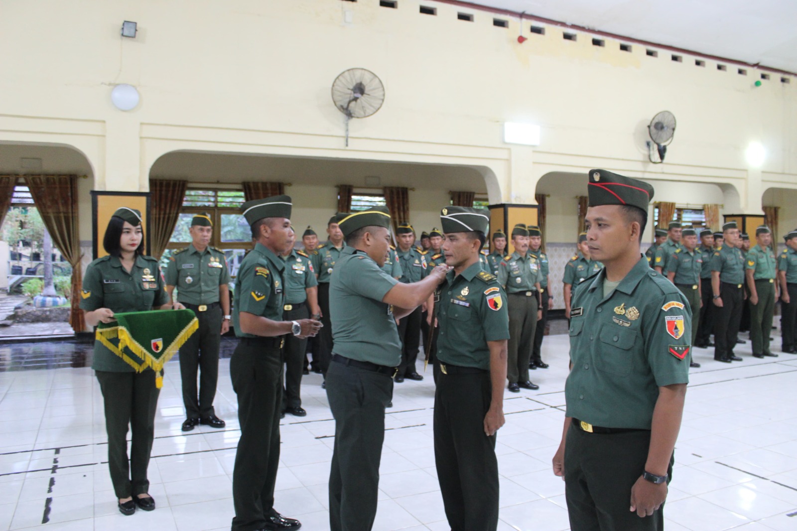 Dandim 0824/Jember Pimpin Upacara Sertijab Pasiter dan Laporan Korps Kenaikan Pangkat