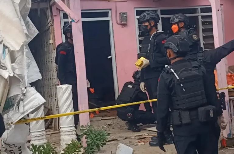 Tim Jihandak Polda Jatim Selidiki Kasus Teror Bom Ikan di Rumah Ketua KPPS Pamekasan Madura