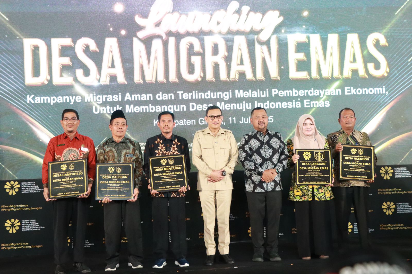 Tingkatkan Kualitas dan Perlindungan Pekerja Migran, Menteri P2MI Luncurkan Desa Migran Emas di Gresik