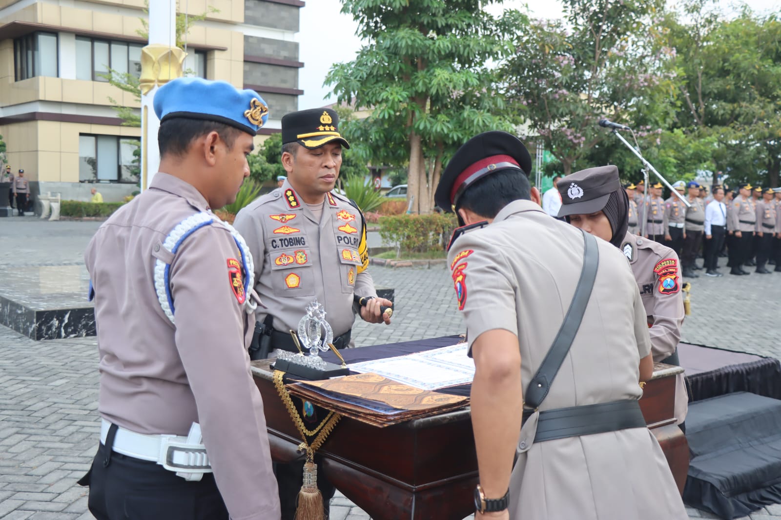 Kapolresta Sidoarjo Mutasi 5 Kapolsek 