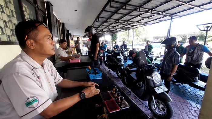 Manjakan Wajib Pajak, Samsat Surabaya Selatan Hadirkan Layanan Drive Thru