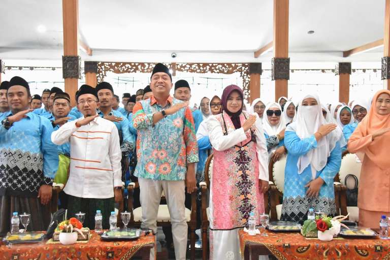 Bupati Situbondo Lepas 993 CJH 2026, Pesan Jaga Kesehatan