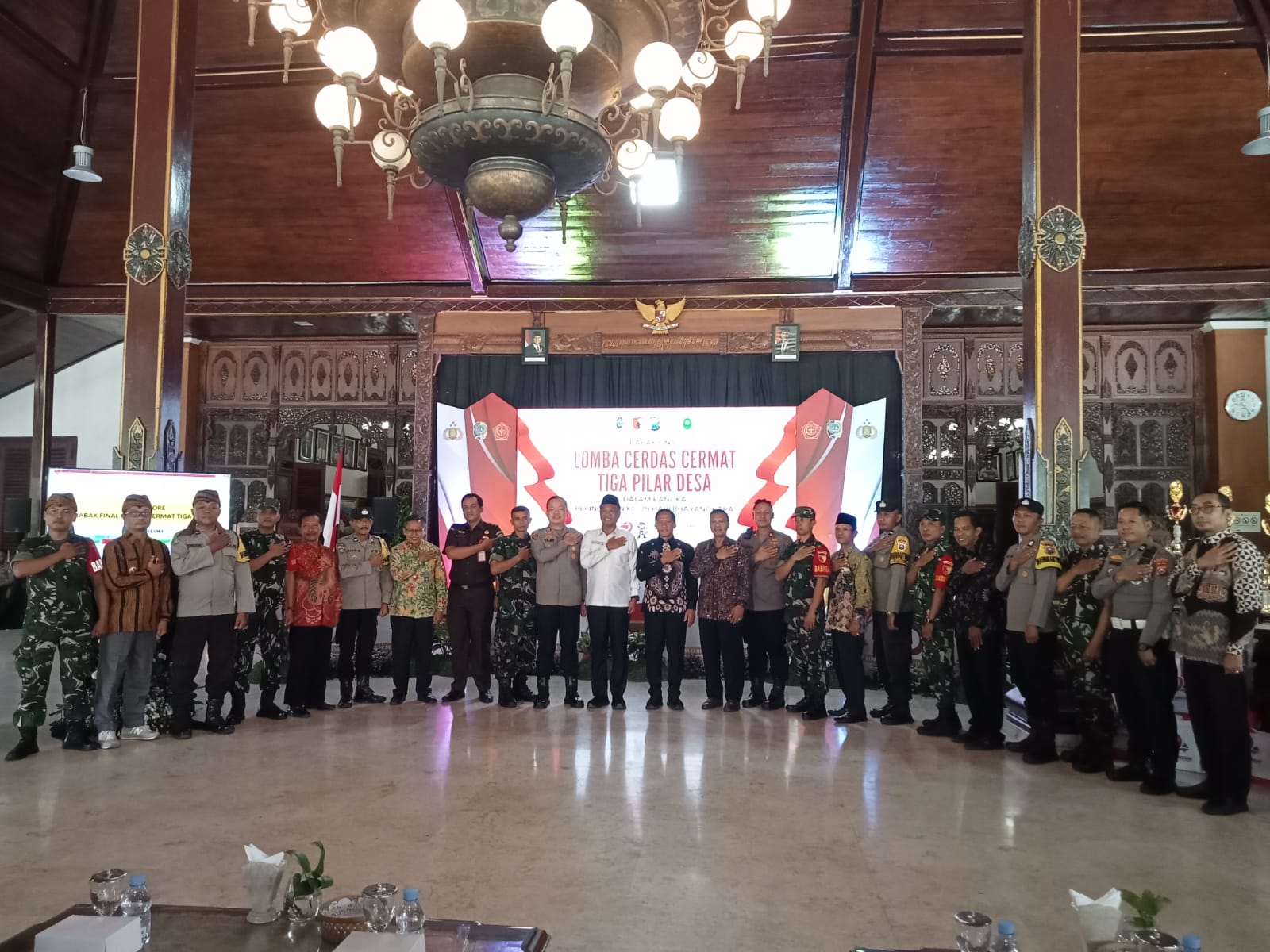 Final Cerdas Cermat Tiga Pilar di Tulungagung Berlangsung Seru, Soal Langsung dari Kapolres AKBP Taat Resdi