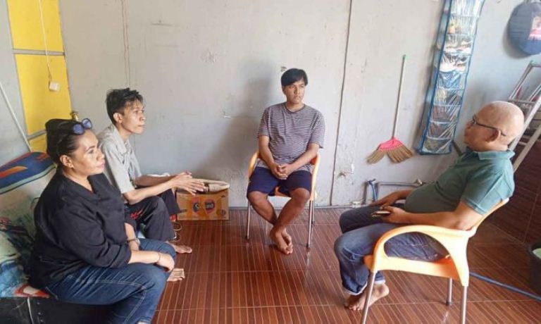 Ibu dari 5 Anak yang Terlantar di Gresik Akhirnya Pulang