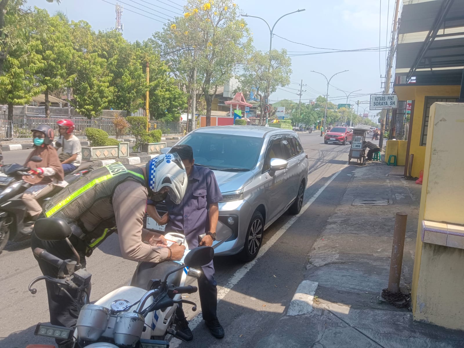 Satlantas Polres Gresik Tindak Ribuan Pelanggar Selama Operasi Patuh Semeru 2025