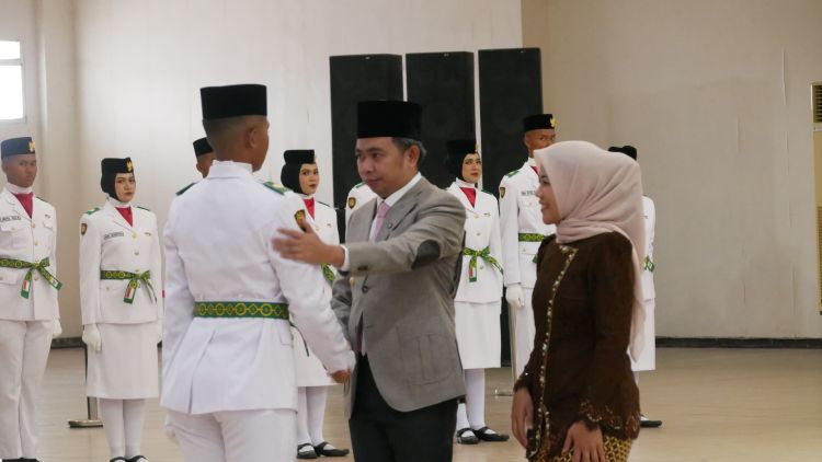 Bupati Jember Muhammad Fawait Kukuhkan 73 Anggota Paskibraka