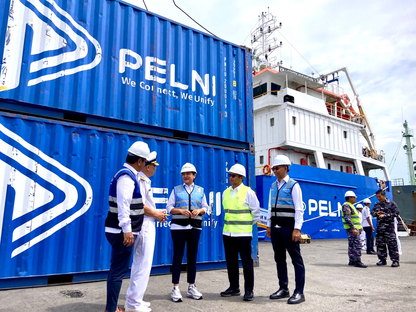 Perkuat Konektivitas 2026, PELNI Lepas Pelayaran Perdana Tol Laut KM Lognus 3