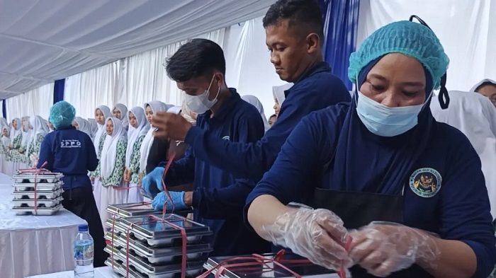 Kejagung Hentikan Pendataan Dapur MBG, Ada Apa dengan Program Makan Bergizi Gratis