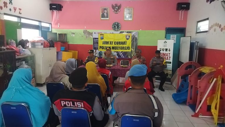 Polsek Mulyorejo Gelar Jumat Curhat Tampung Aspirasi Warga