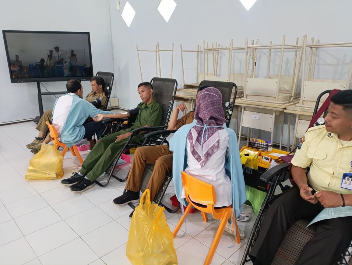 Melalui Donor Darah, PMR SMKN 2 Jember Tanamkan Jiwa Sosial Kemanusiaan Sejak Dini