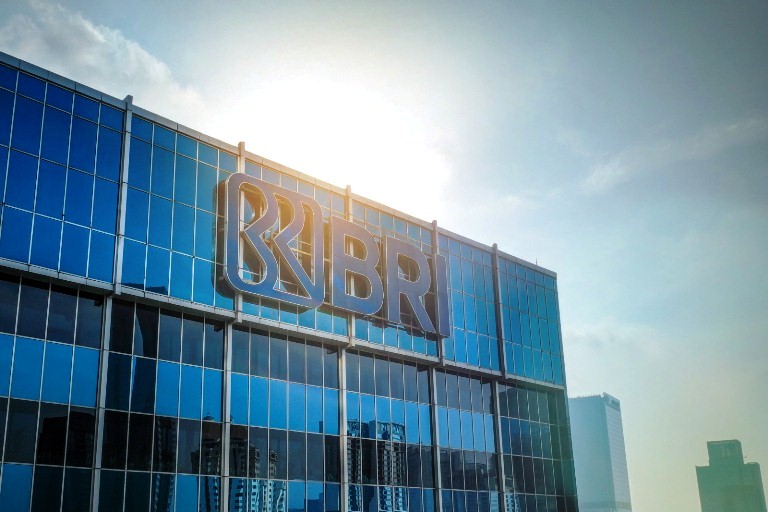 Analis Pertahankan Rekomendasi untuk Koleksi BBRI, Program KDMP Diproyeksikan Beri Sentimen Positif