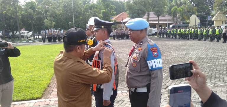 Kapolres Mojokerto Pimpin Apel Operasi Keselamatan Semeru 2025, Fokus Tertib Lalu Lintas