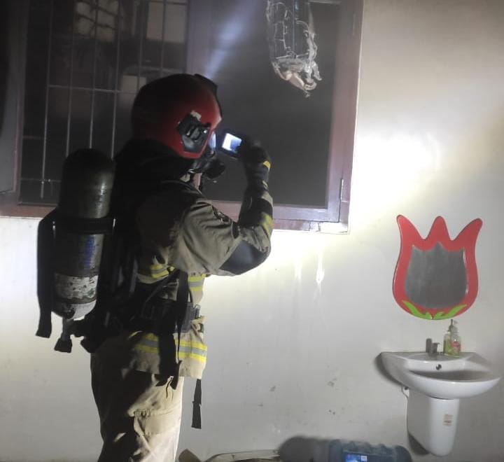 Korsleting Listrik, Enderun Islamic Preschool Margorejo Indah Terbakar