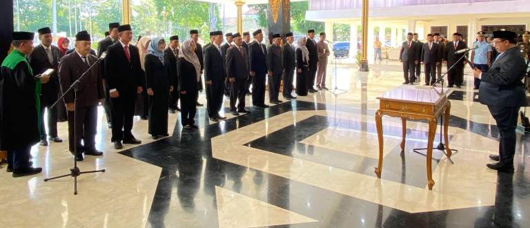 Pemkab Jombang Lakukan Mutasi, 25 Pejabat Dilantik Bupati