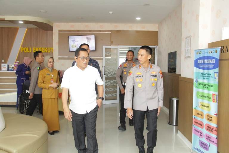 Pererat Silaturahmi, Kapolres Kediri Kota Kunjungi Rumah Sakit Bhayangkara