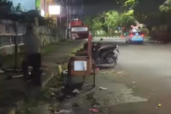Penjual Soto dan Tahu Tek Ditabrak Mobil di HR Muhammad, Sopir Mabuk