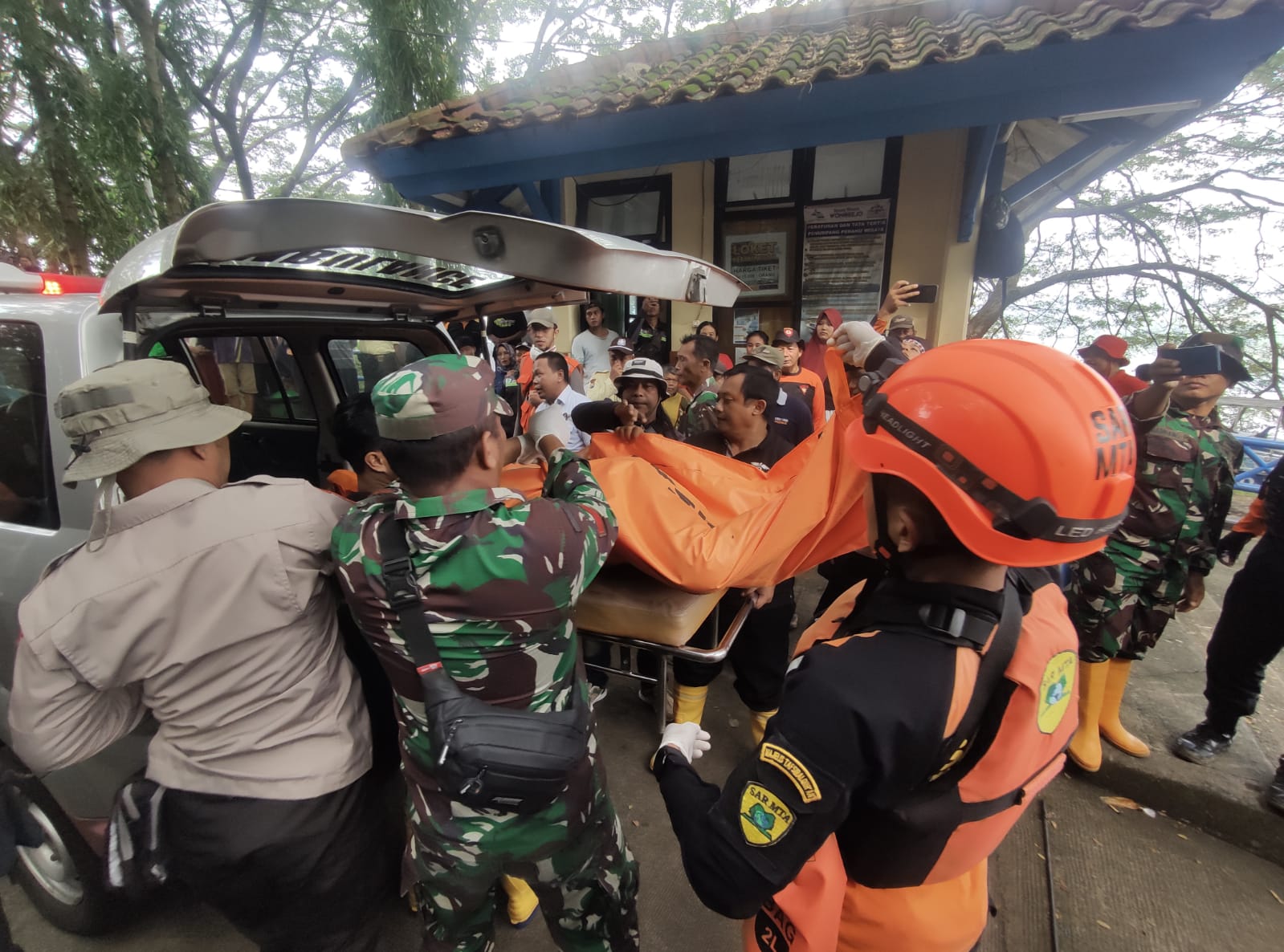Hari Ketiga Pencarian, Satu Korban Hanyut di Sungai Desa Samar Ditemukan di Waduk Wonorejo