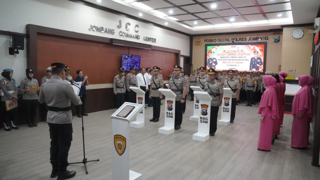 Pimpin Sertijab PJU, Kapolres Jombang Tekankan Profesionalisme