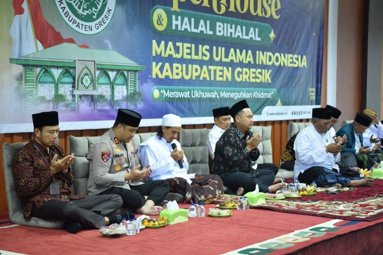 Kapolres Gresik Hadiri Halalbihalal MUI Perkuat Kolaborasi dengan Ulama