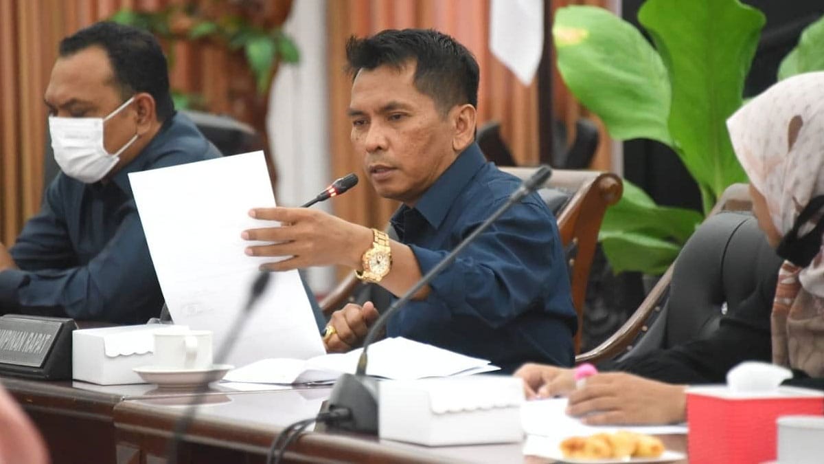 Disebut Calon Kuat Pendamping Bunda Indah Ini Pendapat Wakil Ketua DPRD Lumajang