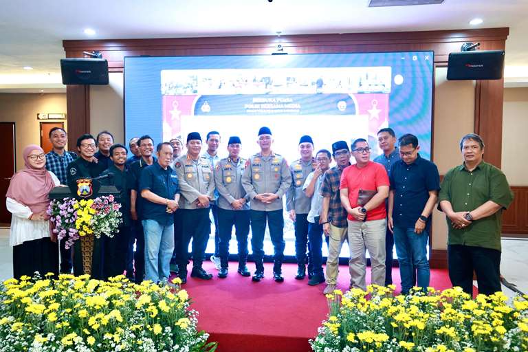 Kapolda Jatim Buka Bersama Pimpinan Media Sebelum Purna Tugas
