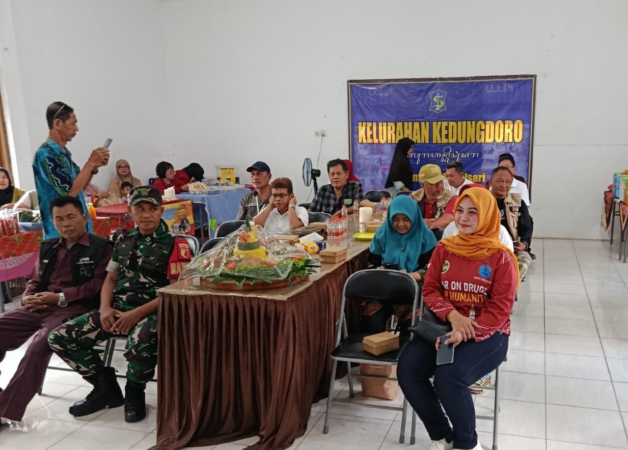 Rayakan Hari Jadi ke-1, KKMP Kedungdoro Gelar Gebyar Pasar Rakyat