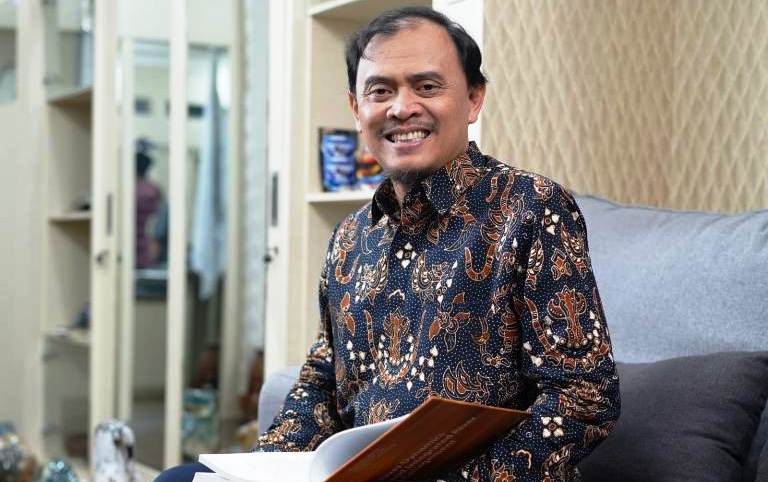 Direktur Utama Perum Jasa Tirta I Raih Penghargaan Top Young CEO 2025