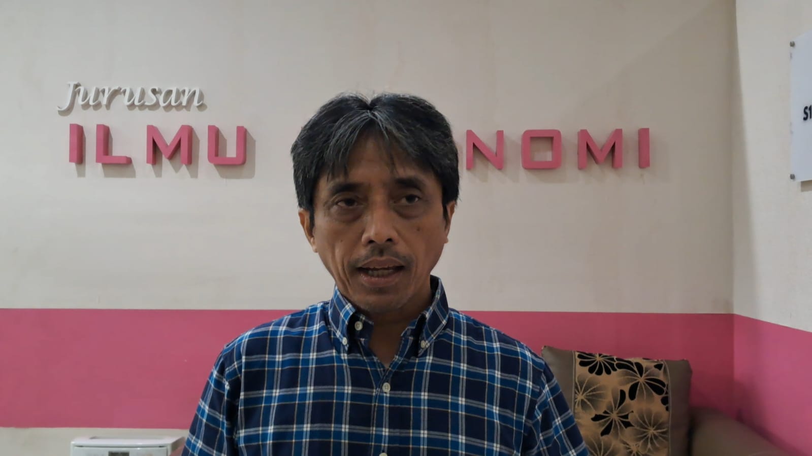 Ekonom Ubaya Sebut Subsidi Tepat Sasaran Penghematan BBM Jaga Daya Beli Masyarakat