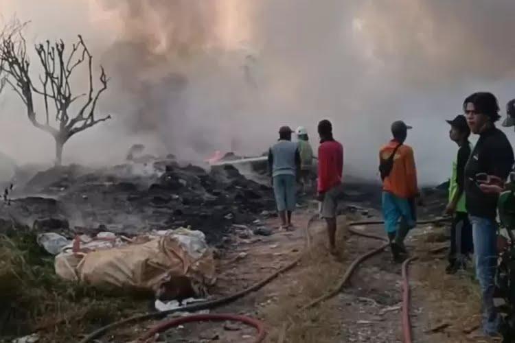 Tempat  Pengolahan Sampah Ngoro Terbakar Hebat