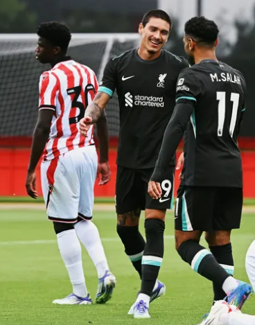 Darwin NuNez Hattrick Kilat, Liverpool Libas Stoke City 5-0 di Laga Pramusim