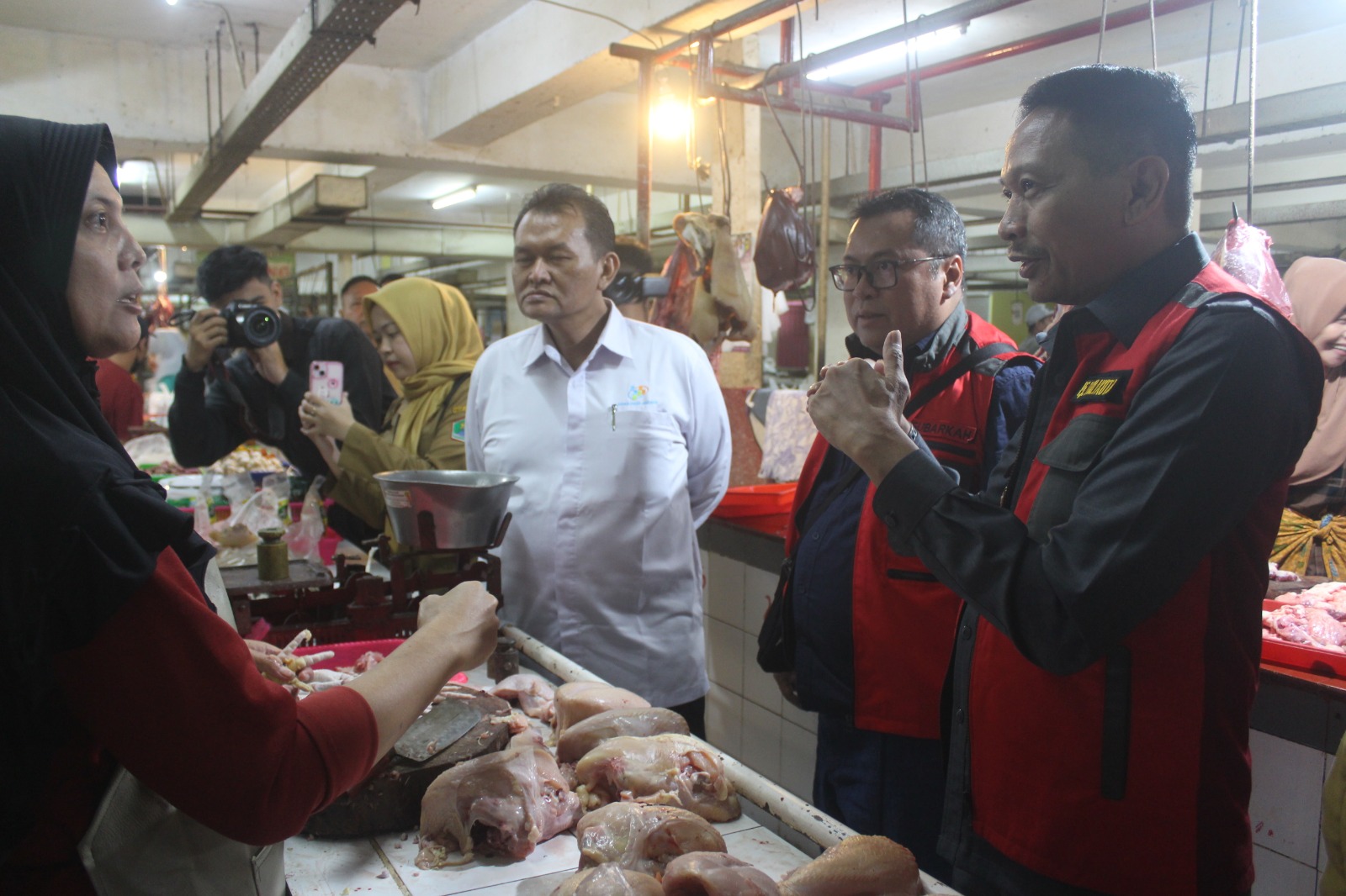 Kendalikan Inflasi, Pj Wali Kota Malang Pantau Bahan Pokok 