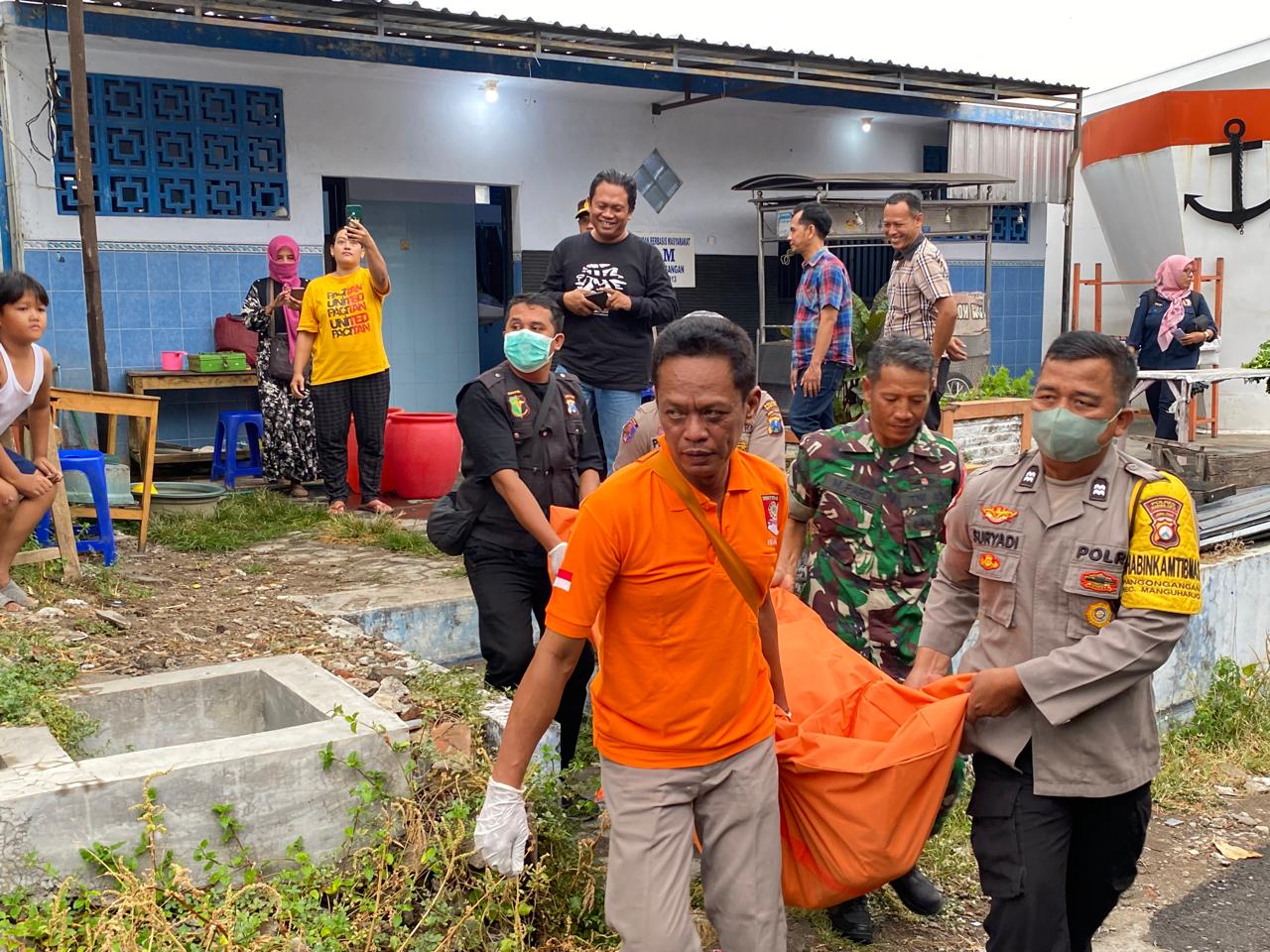 Warga Pangongangan Madiun Gempar Temuan Mayat di Pasar Pancasila