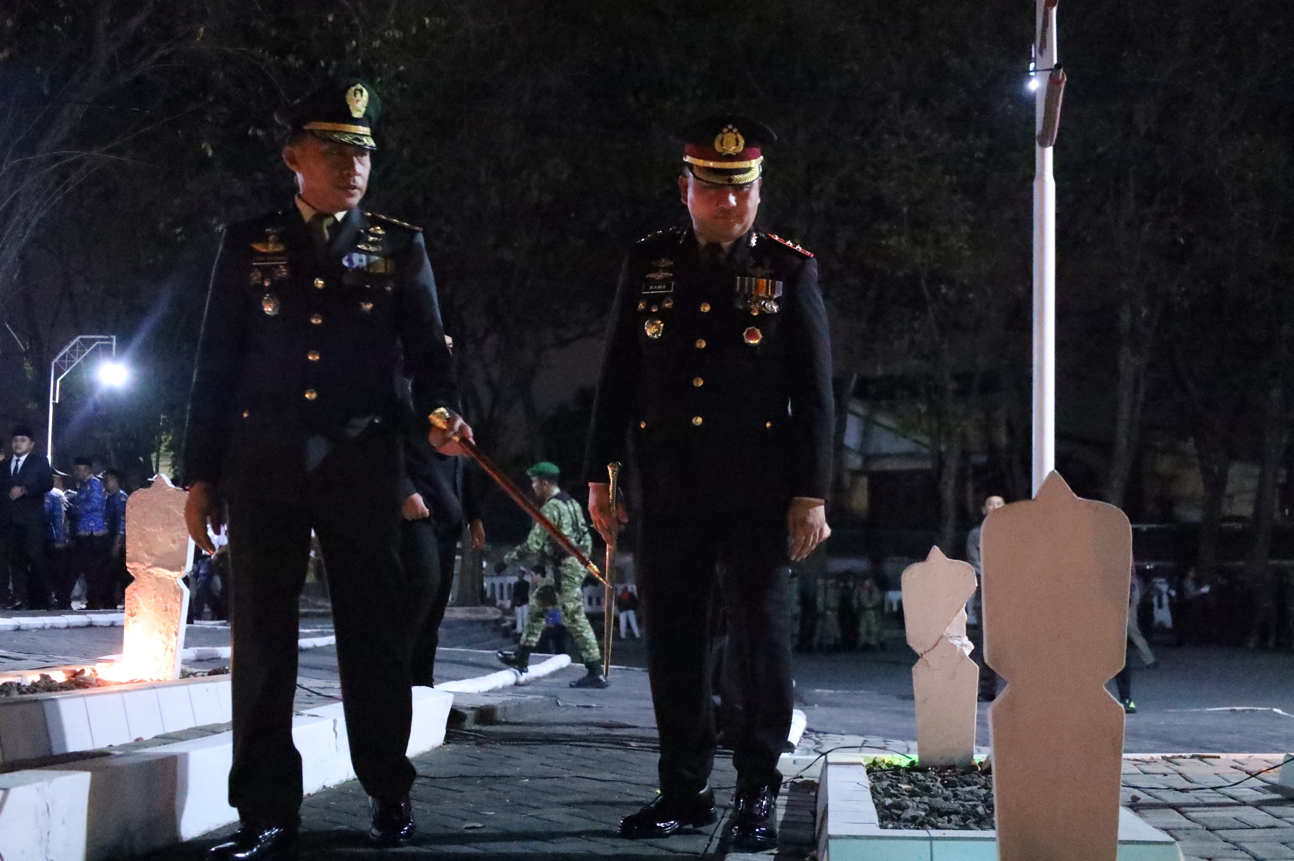 Renungan Suci HUT ke-81 RI di TMP Gresik, Kapolres AKBP Ramadhan : Teladani Semangat Para Pahlawan