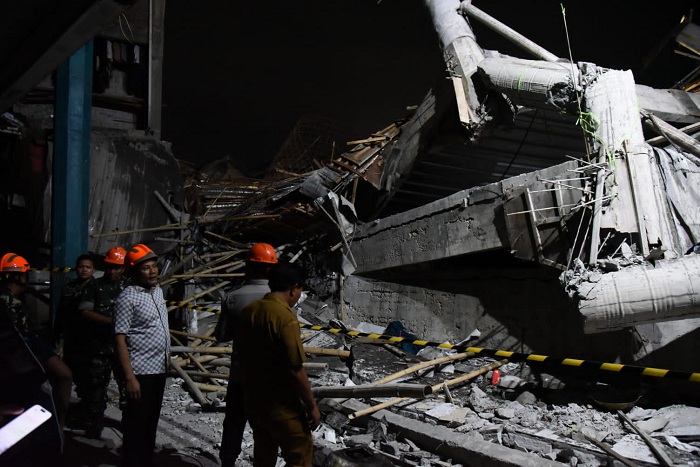 Bupati Sidoarjo Sampaikan Duka Mendalam untuk Korban Runtuhnya Musala Ponpes Al Khoziny