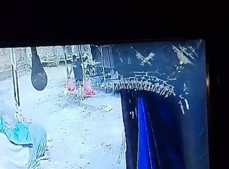 Maling Bawang Terekam CCTV, Pelaku Teridentifikasi sebagai Pedagang