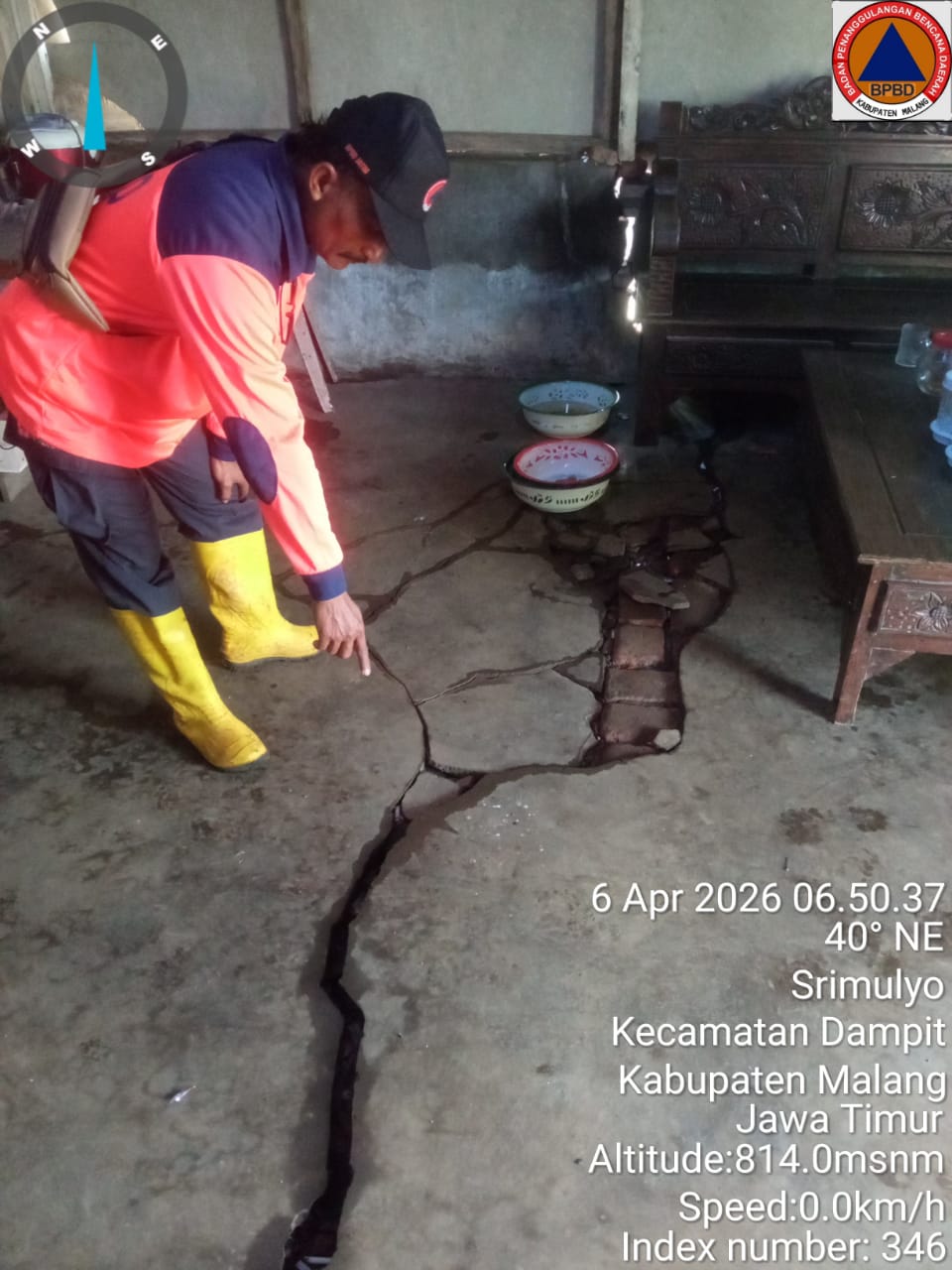 Cuaca Ekstrem Terjang Dampit, Satu Rumah Rusak Parah Akibat Puting Beliung dan Tanah Retak