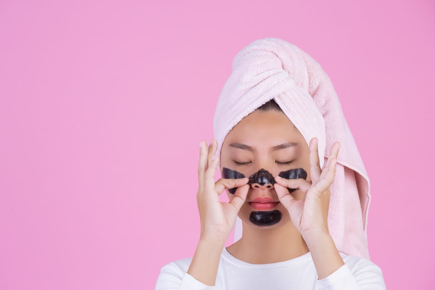 Gunakan 5 Kandungan Skincare Ini Jika Kamu Ingin Menghilangan Komedo