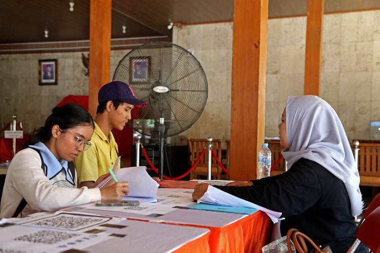 Pemkot Surabaya Siapkan Rp 192,8 Miliar untuk Beasiswa 24.000 Mahasiswa di Tahun 2026