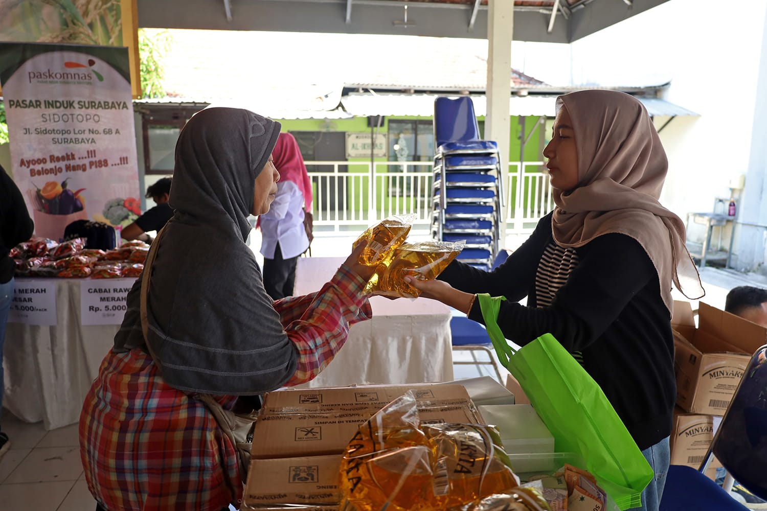 Pemkot Surabaya Rutin Gelar Gerakan Pangan Murah, Warga Merasa Terbantu 