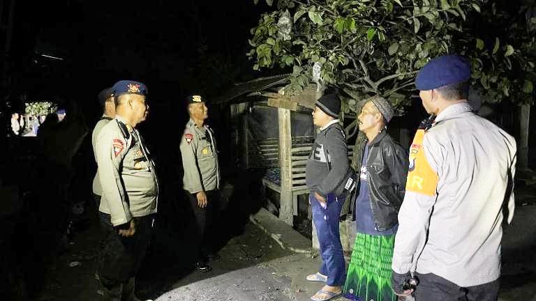 Jamin Keamanan Zona Terdampak Erupsi, Polisi Intensifkan Patroli Malam