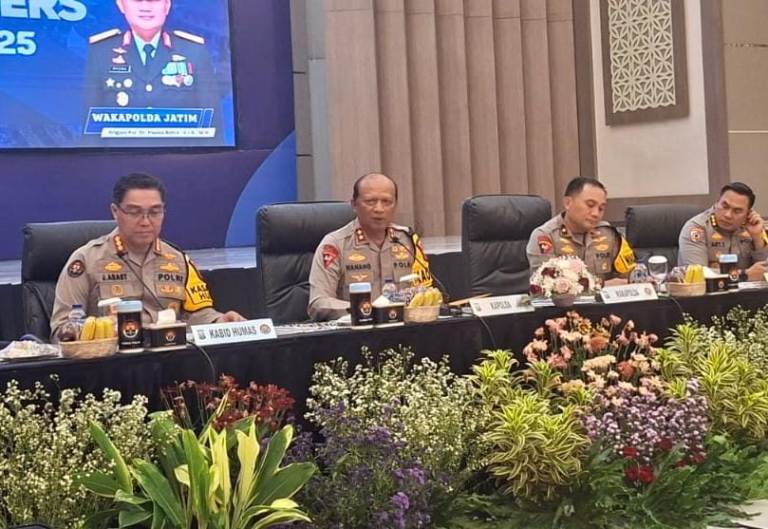 Kapolda Jatim Imbau Masyarakat Lebih Bijak Menggunakan Media Sosial