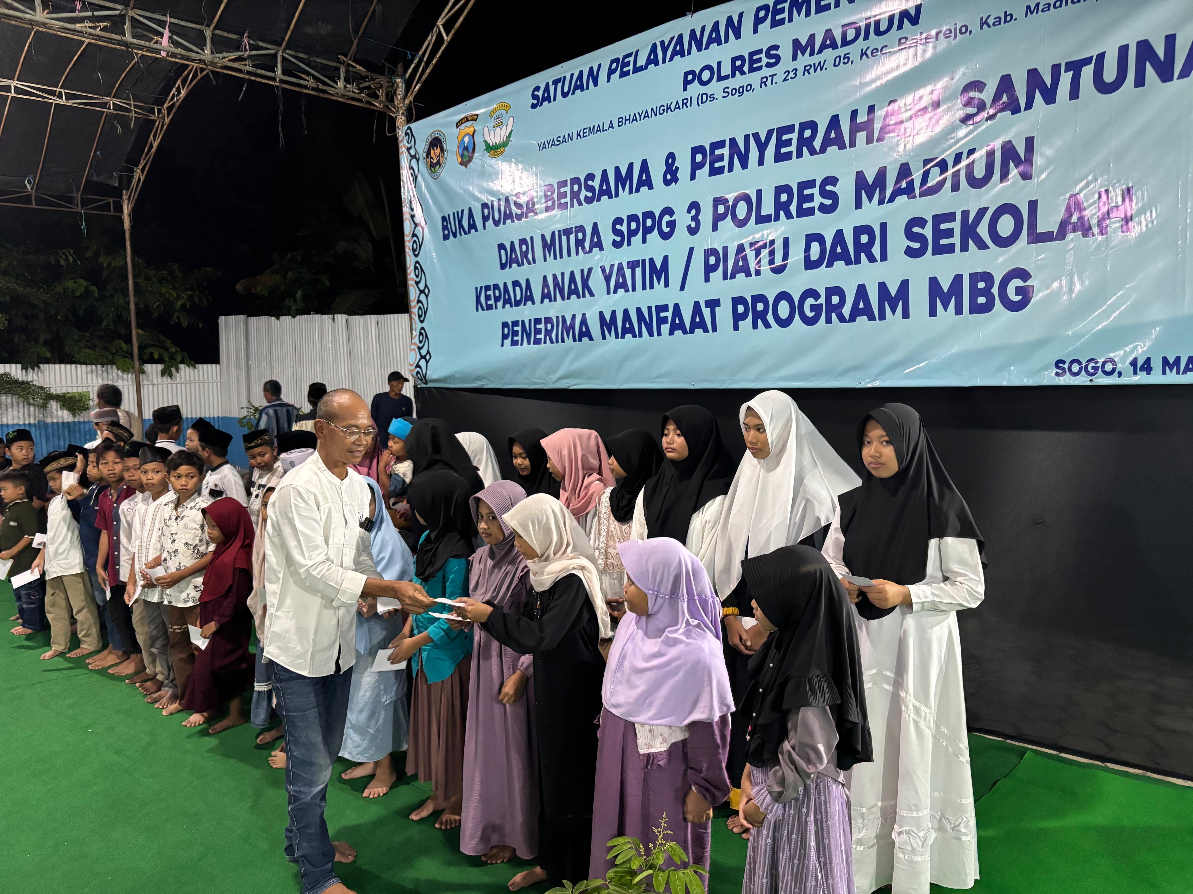 Wujud Syukur Program MBG, Dapur Sogo Madiun Tebar Kebaikan di Bulan Suci