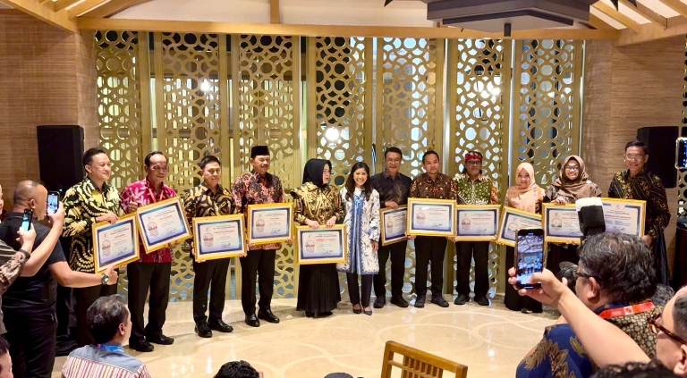 Surabaya Raih Penghargaan Smart Environment, Sukses Manfaatkan Sampah Jadi Energi Listrik