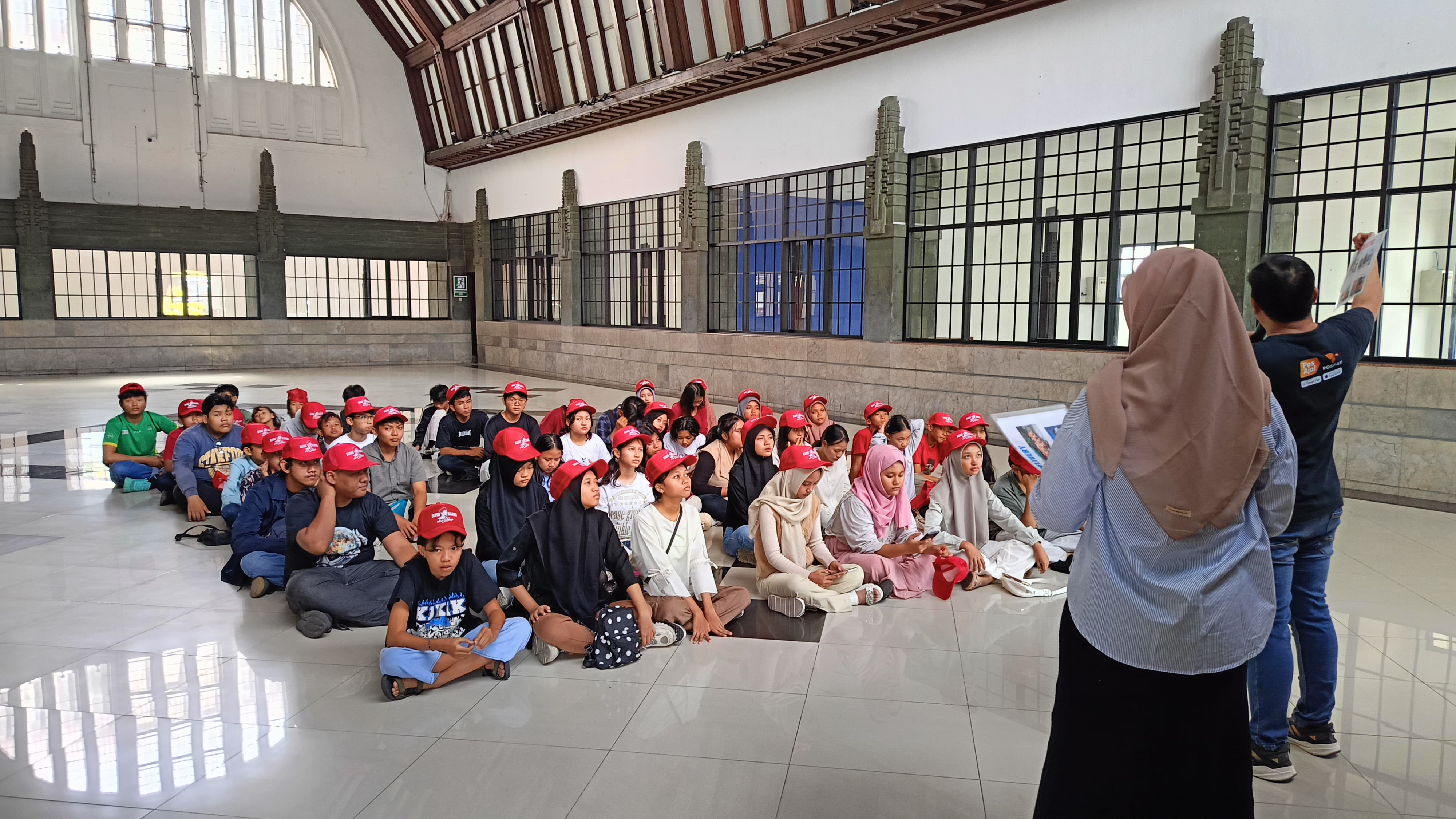 Napak Tilas Jejak Sang Proklamator, PDI-P Surabaya Ajak Ratusan Kader Muda Tumbuhkan Semangat Bung Karno