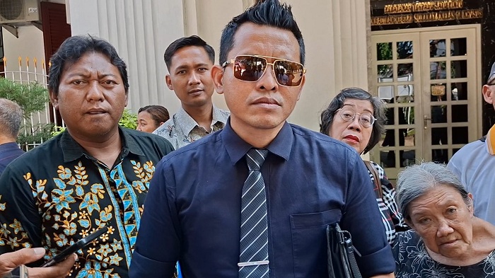 Trauma Berat, Nenek 80 Tahun Menangis Saat Video Pengusiran Paksa Diputar di Sidang